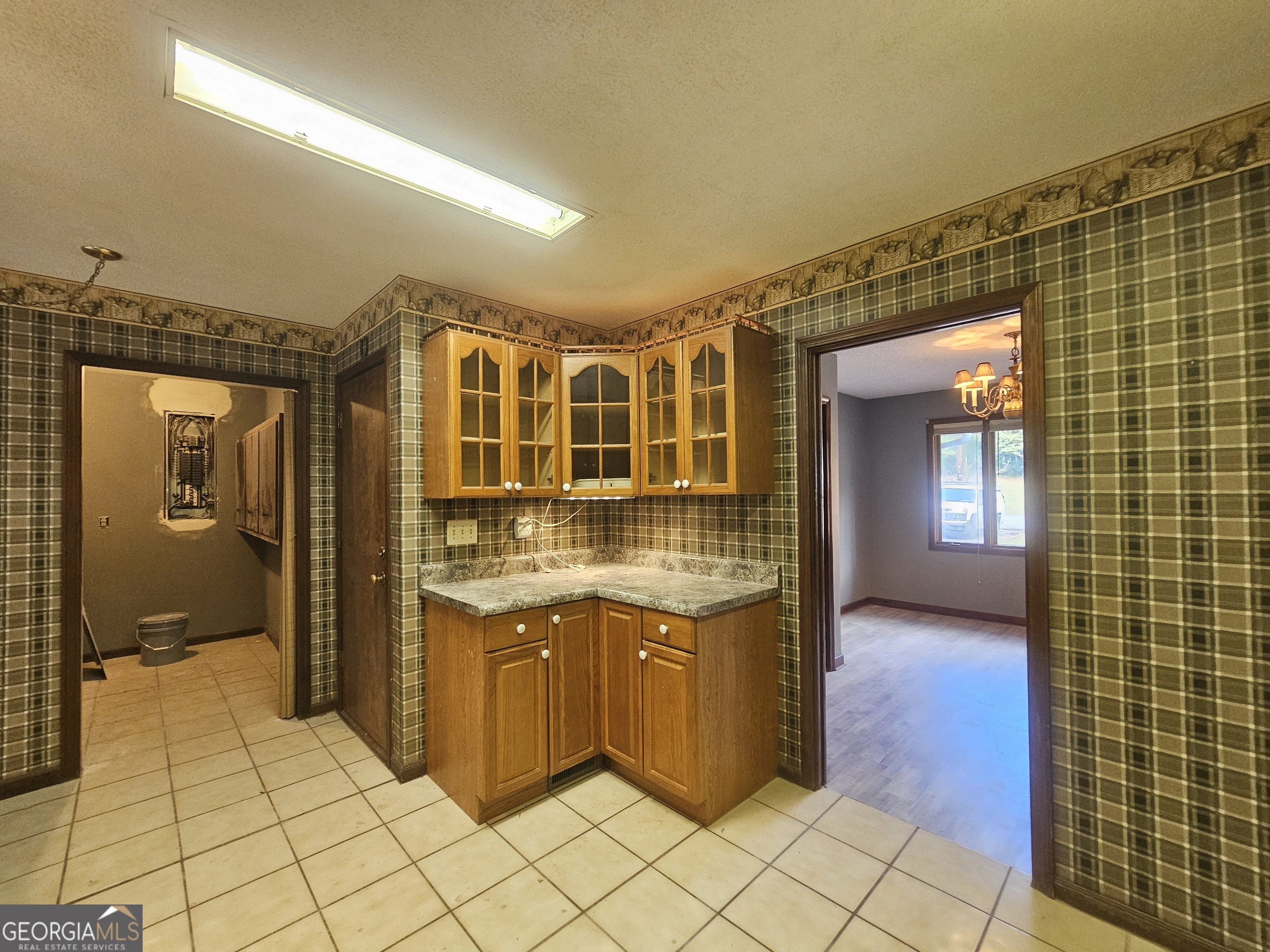96 Glencrest Drive Toccoa, GA 30577 - Photo 8 of 15 a view of a bathroom