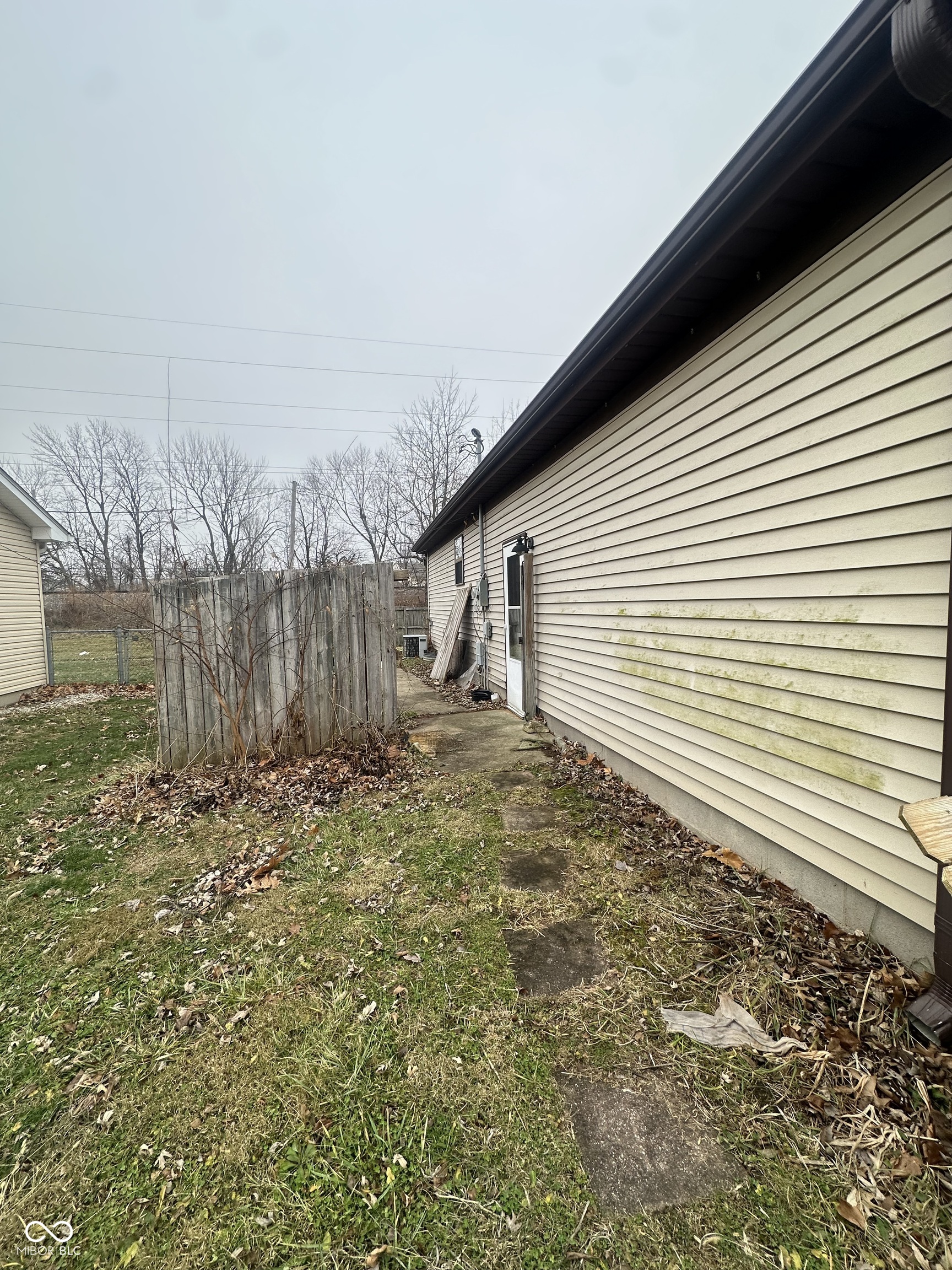 2009 Jason Drive Lebanon, IN 46052 - Photo 3 of 9