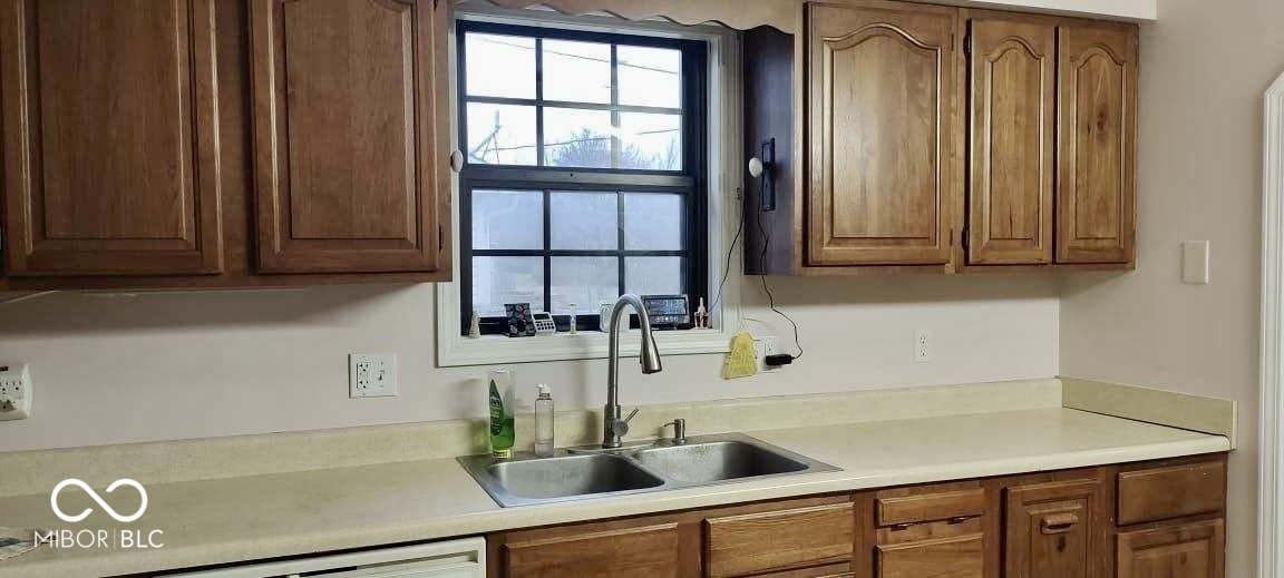 2009 Jason Drive Lebanon, IN 46052 - Photo 6 of 9