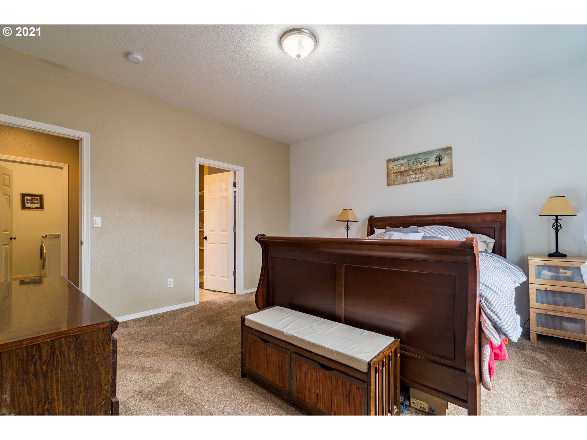 5793 Montclaire Way Springfield, OR 97478 - Photo 13 of 32