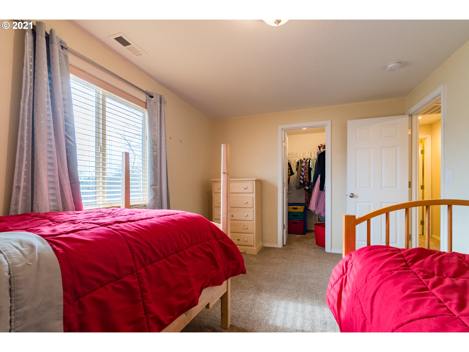 5793 Montclaire Way Springfield, OR 97478 - Photo 21 of 32