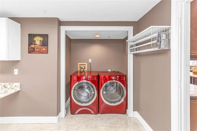 $1,350,000 | 34301 Parkview Avenue, Eustis, FL 32736