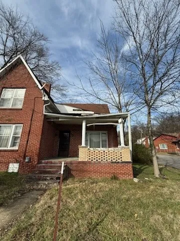 $69,900 | 60 West Walnut Street, Erin, TN 37061
