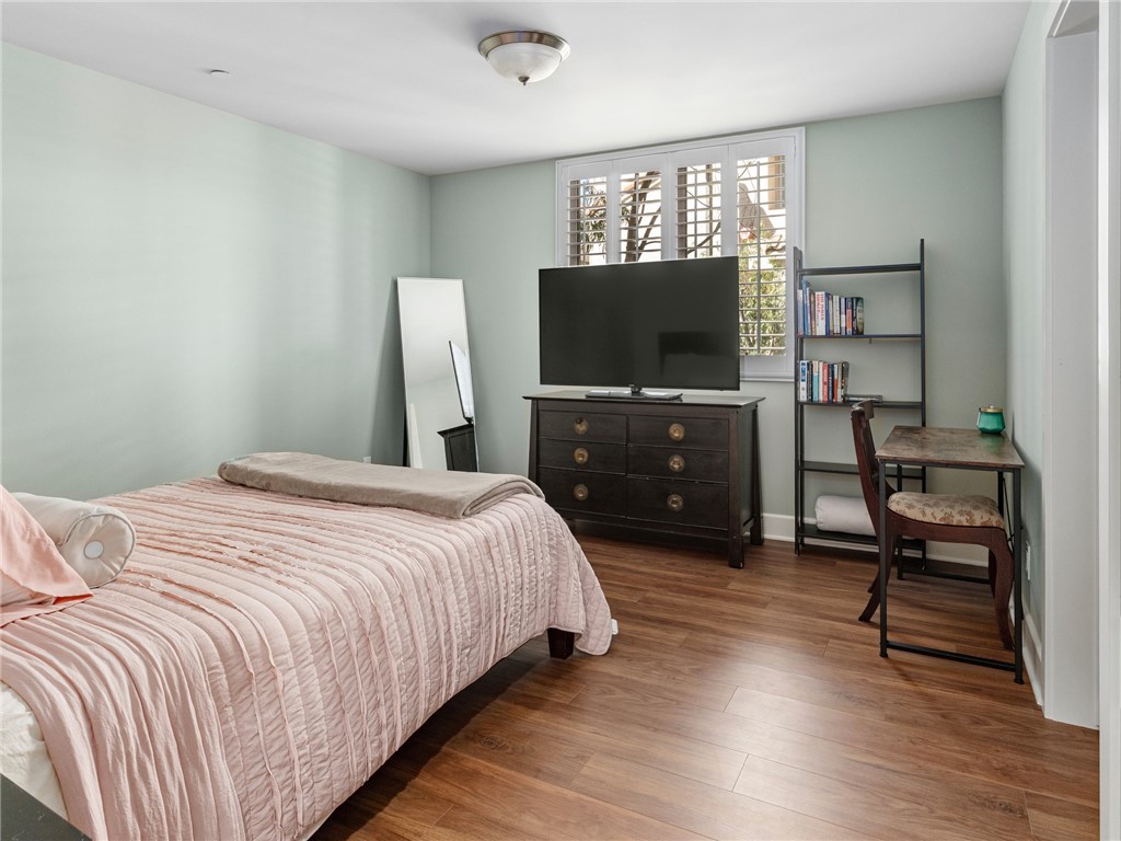 305 Kansas Street, Unit D El Segundo, CA 90245 - Photo 11 of 23