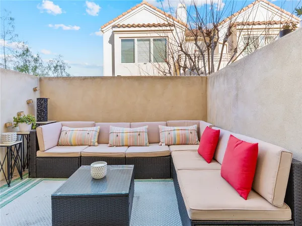 $1,450,000 | 305 Kansas Street, Unit D, El Segundo, CA 90245