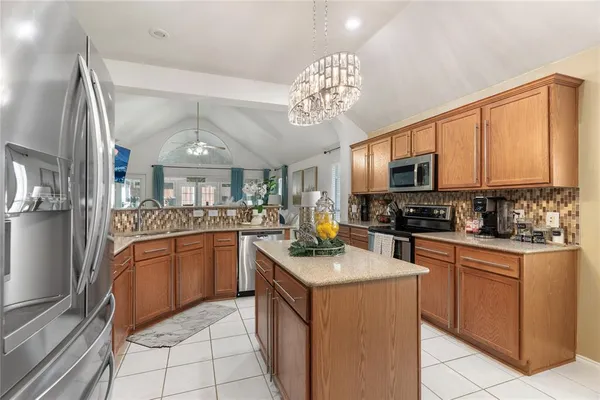 $425,000 | 6725 Woodcrest Lane, Sachse, TX 75048