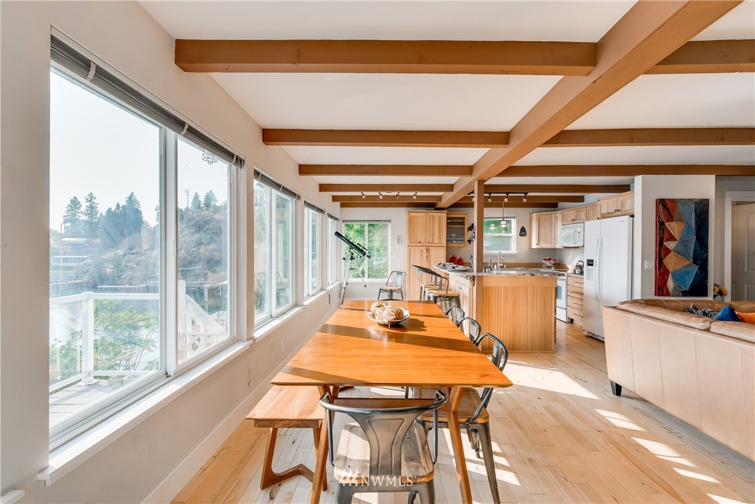 16578 South Lakeshore Road Chelan, WA 98816 - Photo 12 of 40 Gallery Image 12