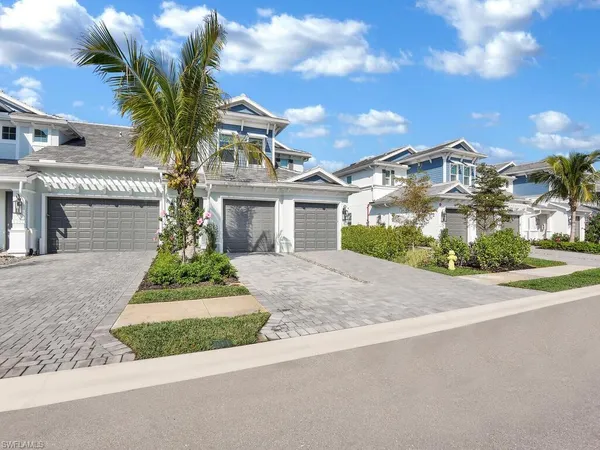 $6,000 | 2561 Seychelles Drive, Unit 308, Naples, FL 34112