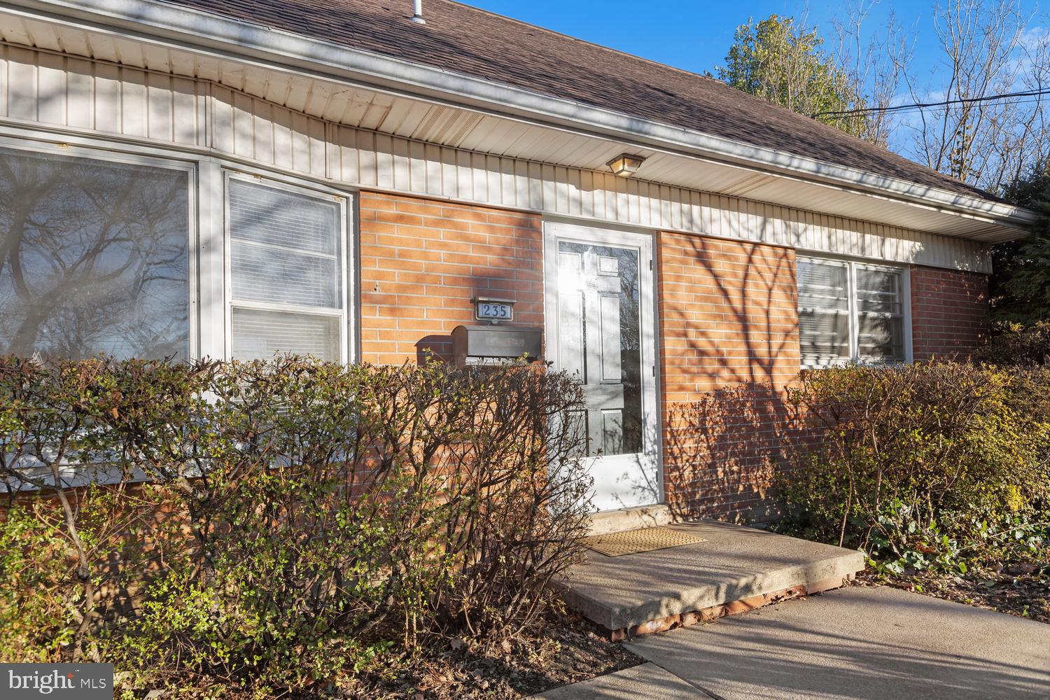 235 South Shenk Avenue Strasburg, PA 17579 - Photo 1 of 29 Gallery Image 1