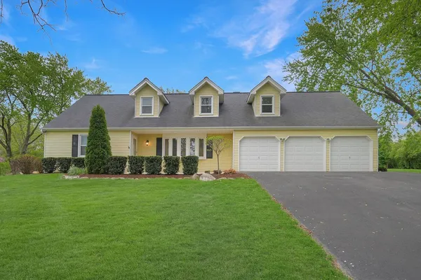 $750,000 | 26W421 West Wiesbrook Road, Wheaton, IL 60189