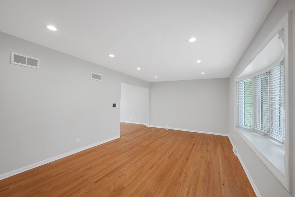 26W421 West Wiesbrook Road Wheaton, IL 60189 - Photo 3 of 40