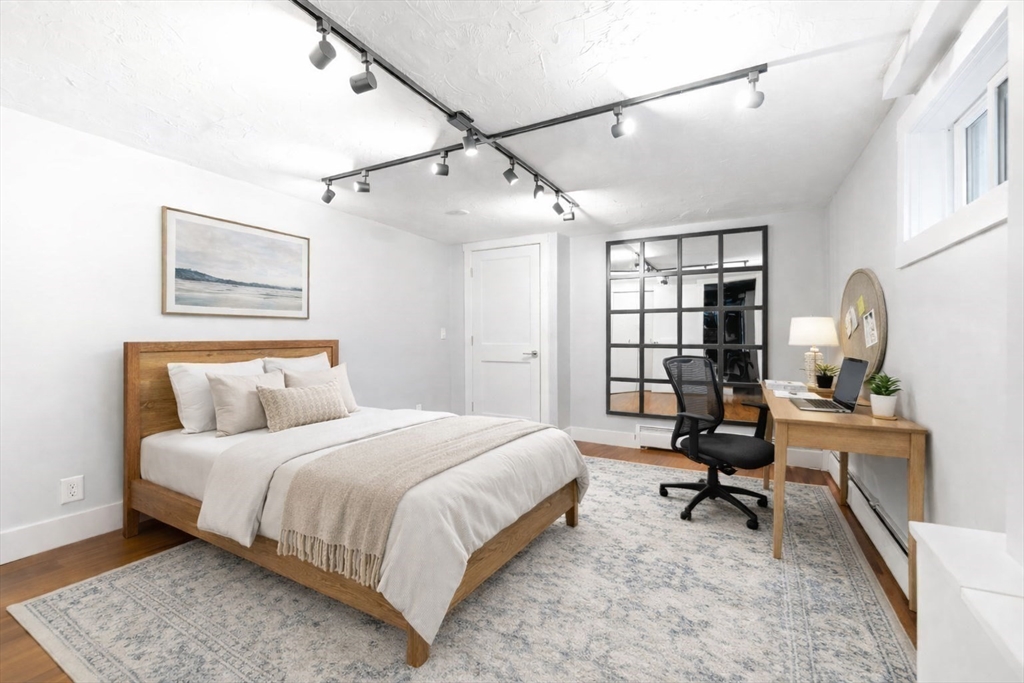 8 Arnold Street Needham, MA 02494 - Photo 16 of 27