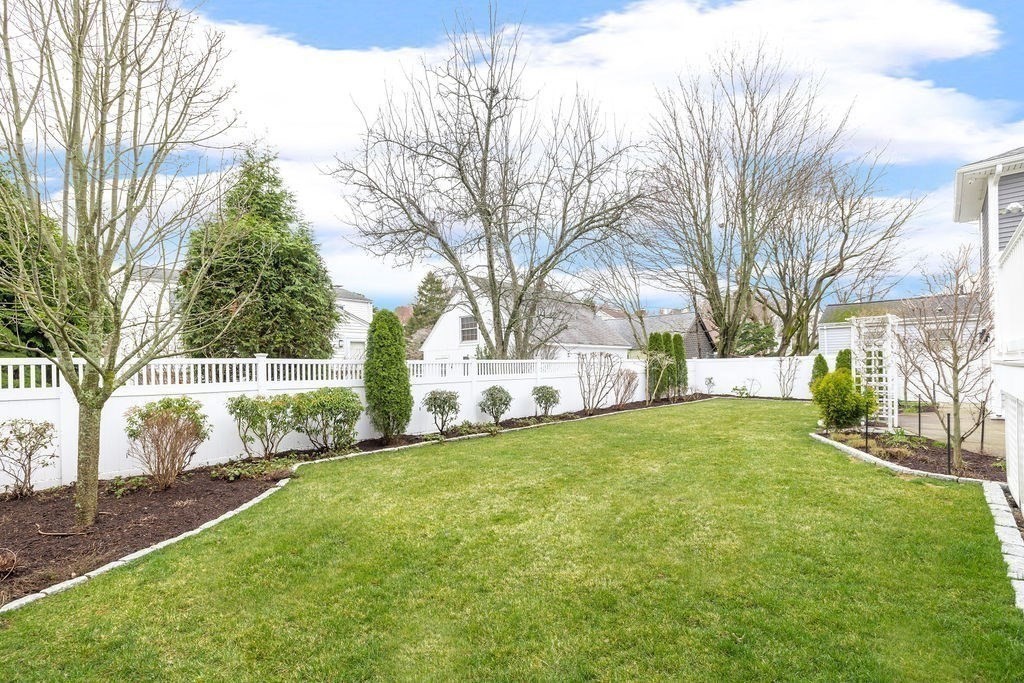 8 Arnold Street Needham, MA 02494 - Photo 2 of 27
