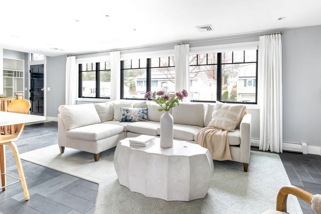 8 Arnold Street Needham, MA 02494 - Photo 8 of 27