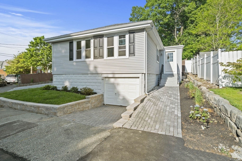 42 Plover Road Quincy, MA 02169 - Photo 3 of 29