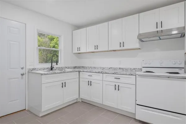 $1,250 | 608 North College Drive, Unit 3, Cedartown, GA 30125