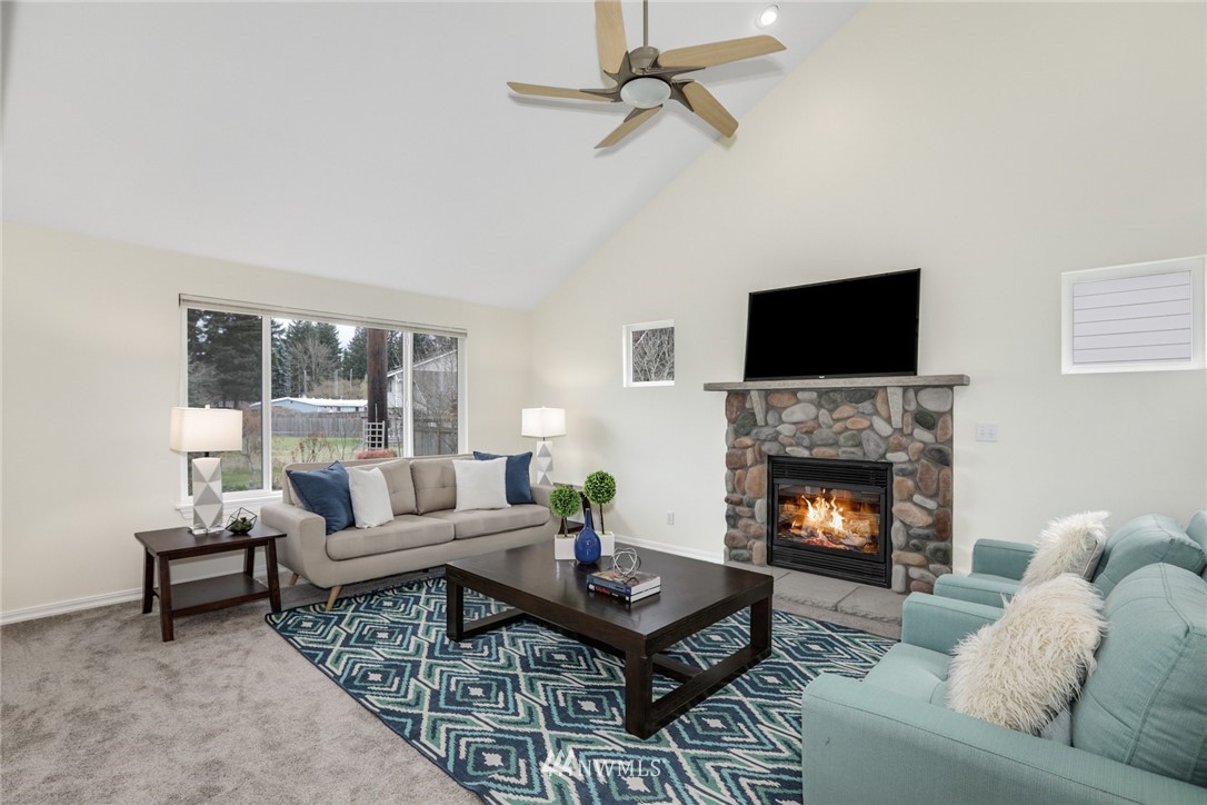 8910 Northeast 178th Street Bothell, WA 98011 - Photo 2 of 25 Gallery Image 2