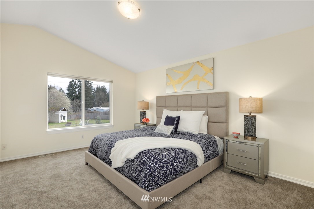 8910 Northeast 178th Street Bothell, WA 98011 - Photo 12 of 25 Gallery Image 12