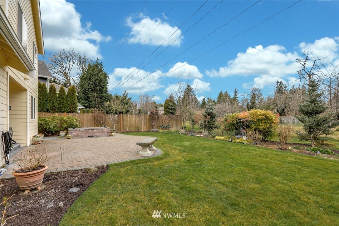 8910 Northeast 178th Street Bothell, WA 98011 - Photo 21 of 25 Gallery Image 21