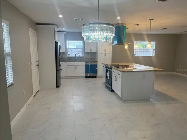 $379,900 | 3062 Rio Lane, Orlando, FL 32805