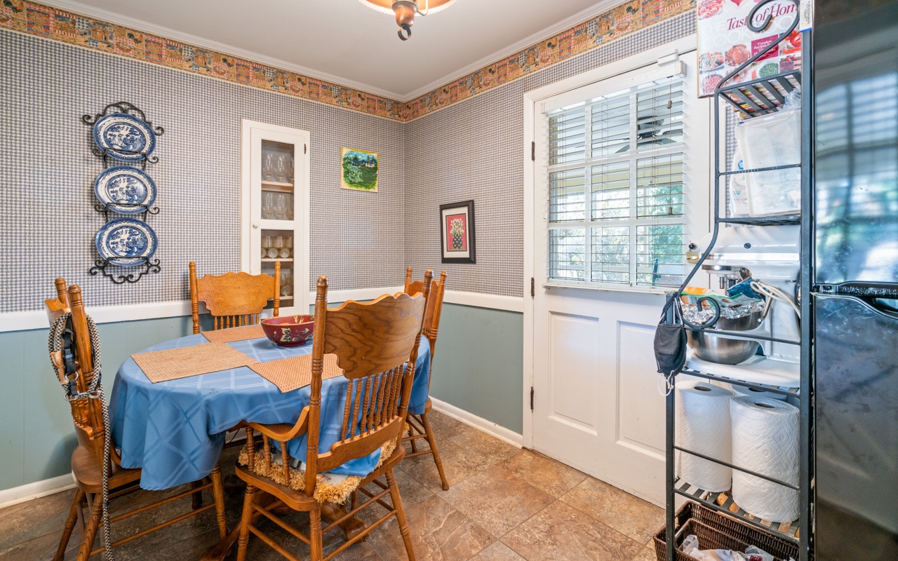 3805 Hilldale Road Oakwood, GA 30566 - Photo 7 of 28 a dining room with furniture and window