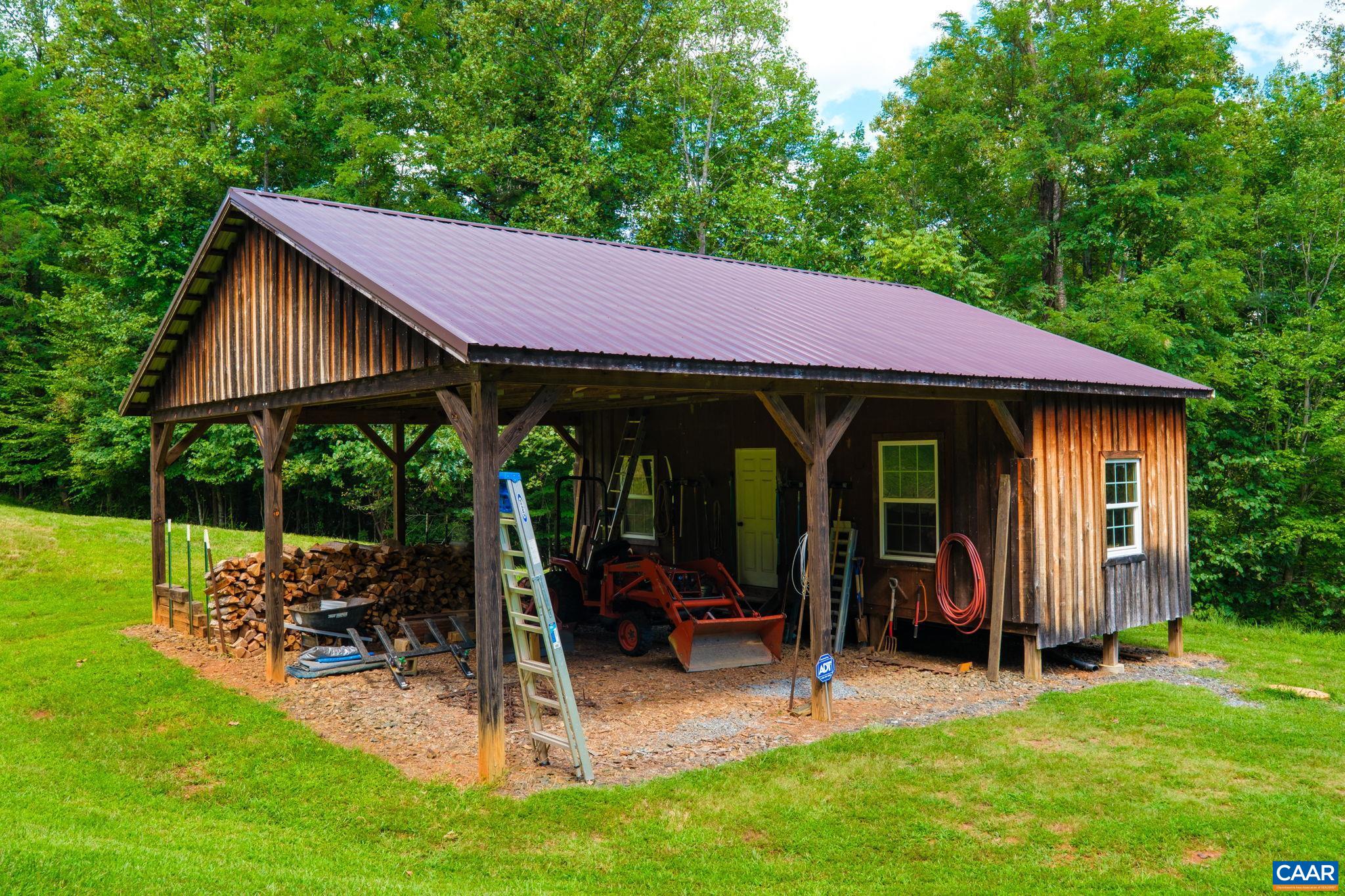 431 Bear Run Road Stanardsville, VA 22973 - Photo 45 of 54 Utility barn at entrance
