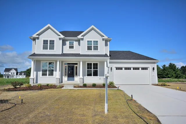 $629,900 | 6034 Sean Court, Caledonia, WI 53402