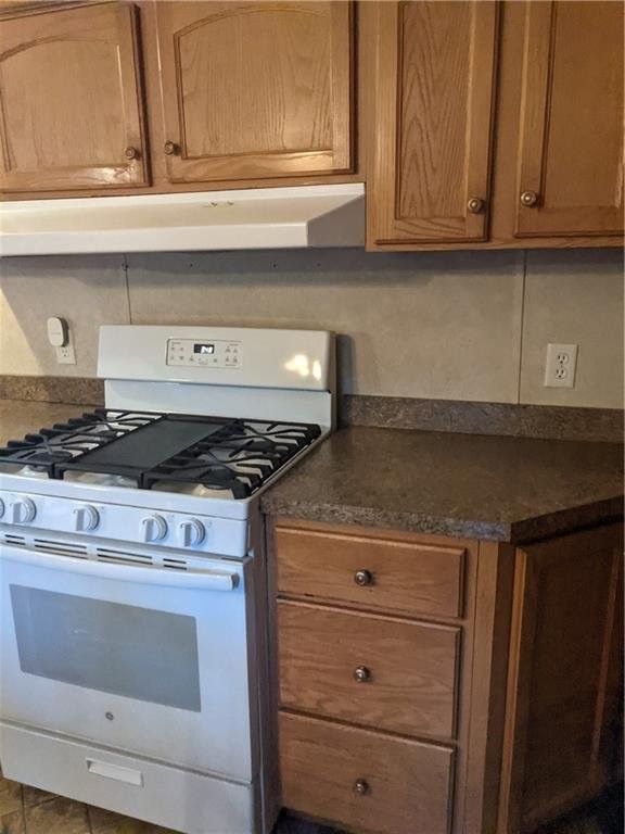 31 Diamond Hill Road Glocester, RI 02814 - Photo 5 of 45
