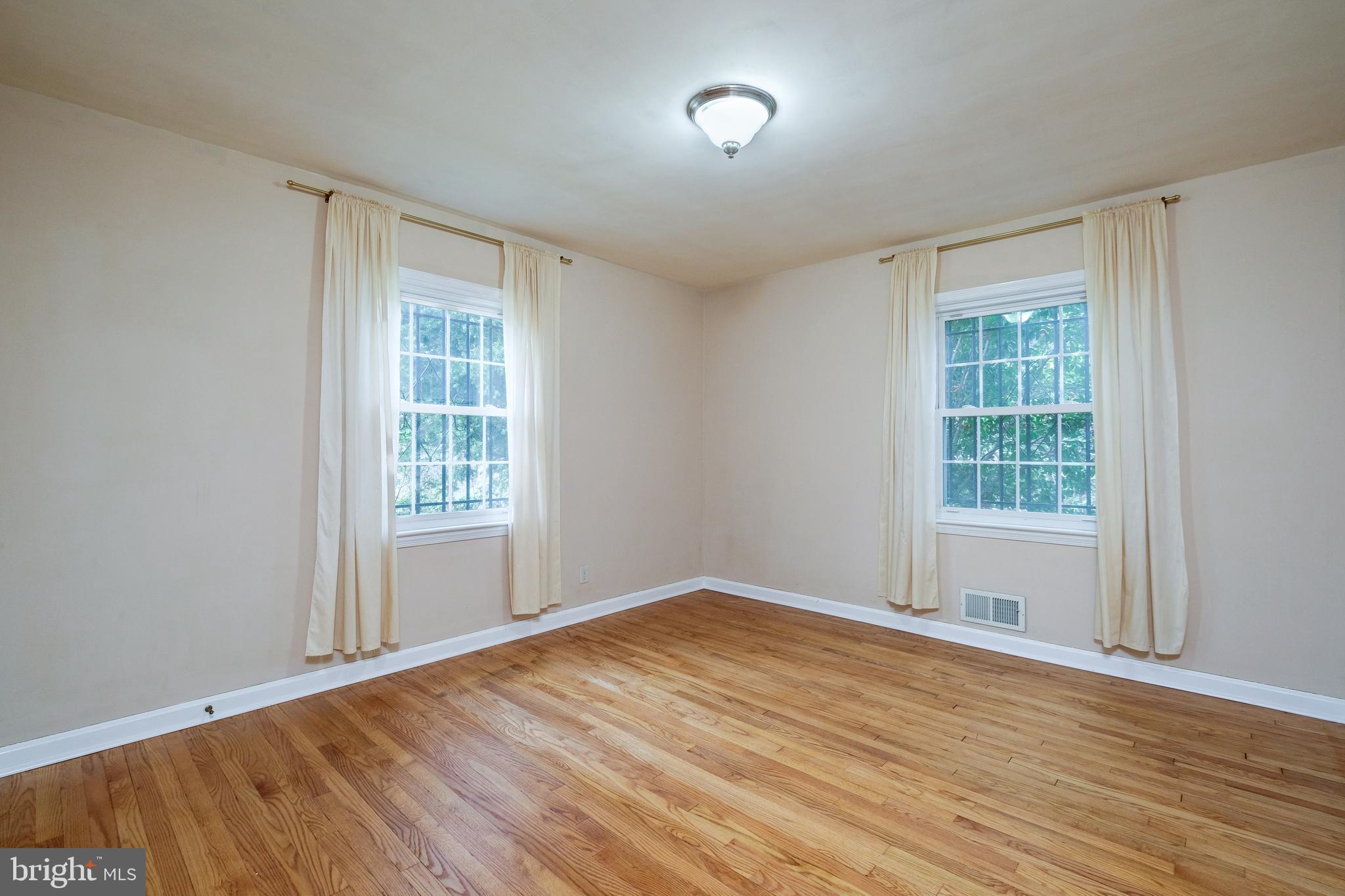 3940 2nd Street Southwest Washington, DC 20032 - Photo 28 of 70 Bedroom I - Entry Level