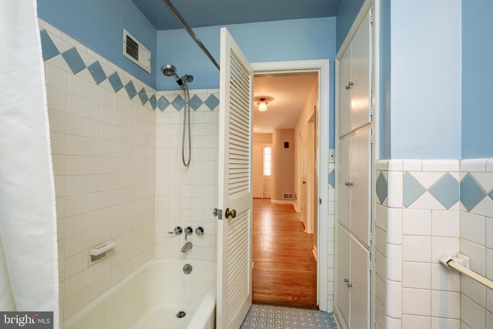 3940 2nd Street Southwest Washington, DC 20032 - Photo 35 of 70 Bathroom I - Entry Level
