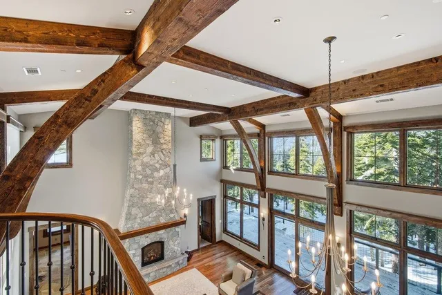 a view of entryway with a front door