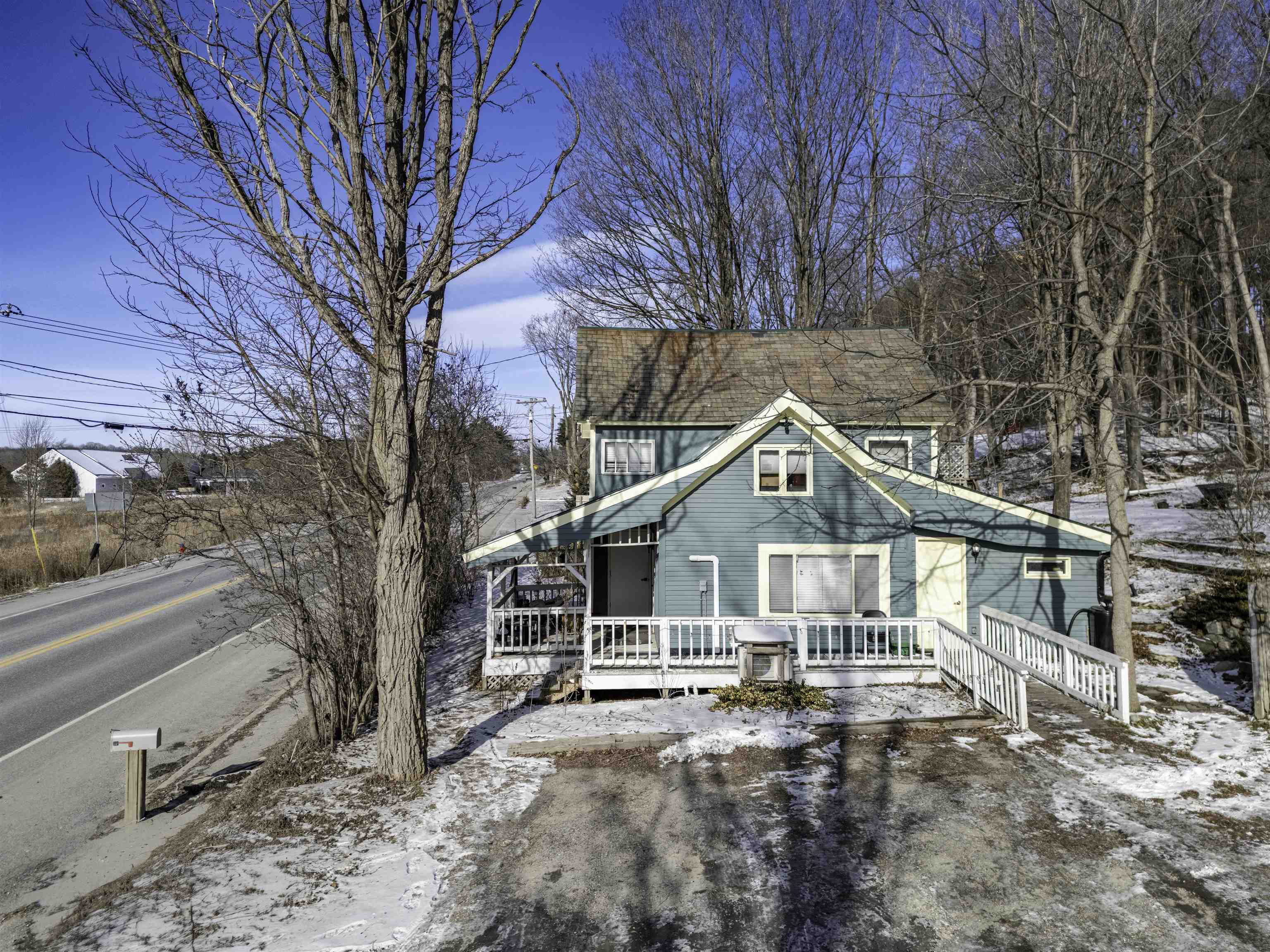 335 Grove Street Brandon, VT 05733 - Photo 2 of 35