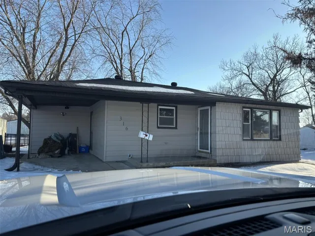 $165,000 | 316 Madison Street, Highland, IL 62249