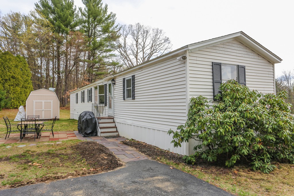 5 A Kittredge Road Shirley, MA 01464 - Photo 1 of 10
