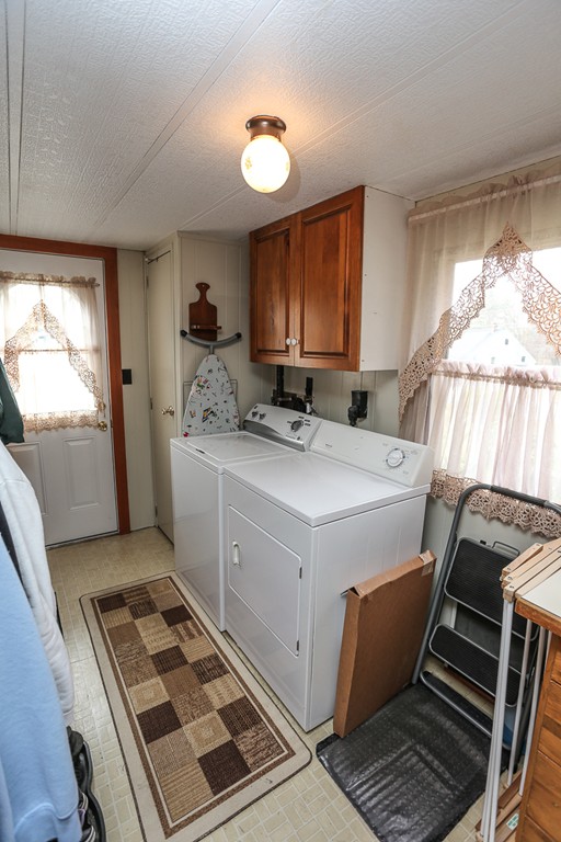 5 A Kittredge Road Shirley, MA 01464 - Photo 2 of 10