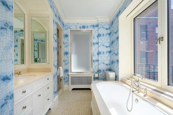 $16,000,000 | 65 East Goethe Street, Unit 6NE7E, Chicago, IL 60610