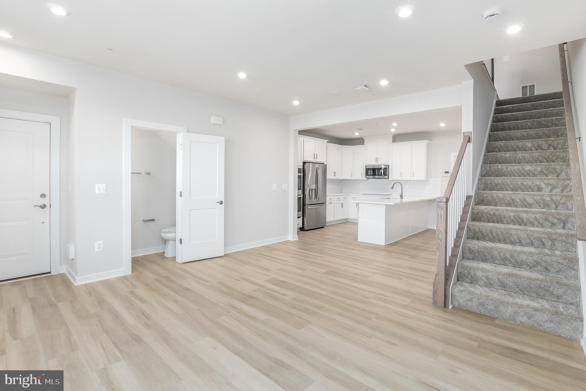 44514 Wolfhound Square Ashburn, VA 20147 - Photo 7 of 29