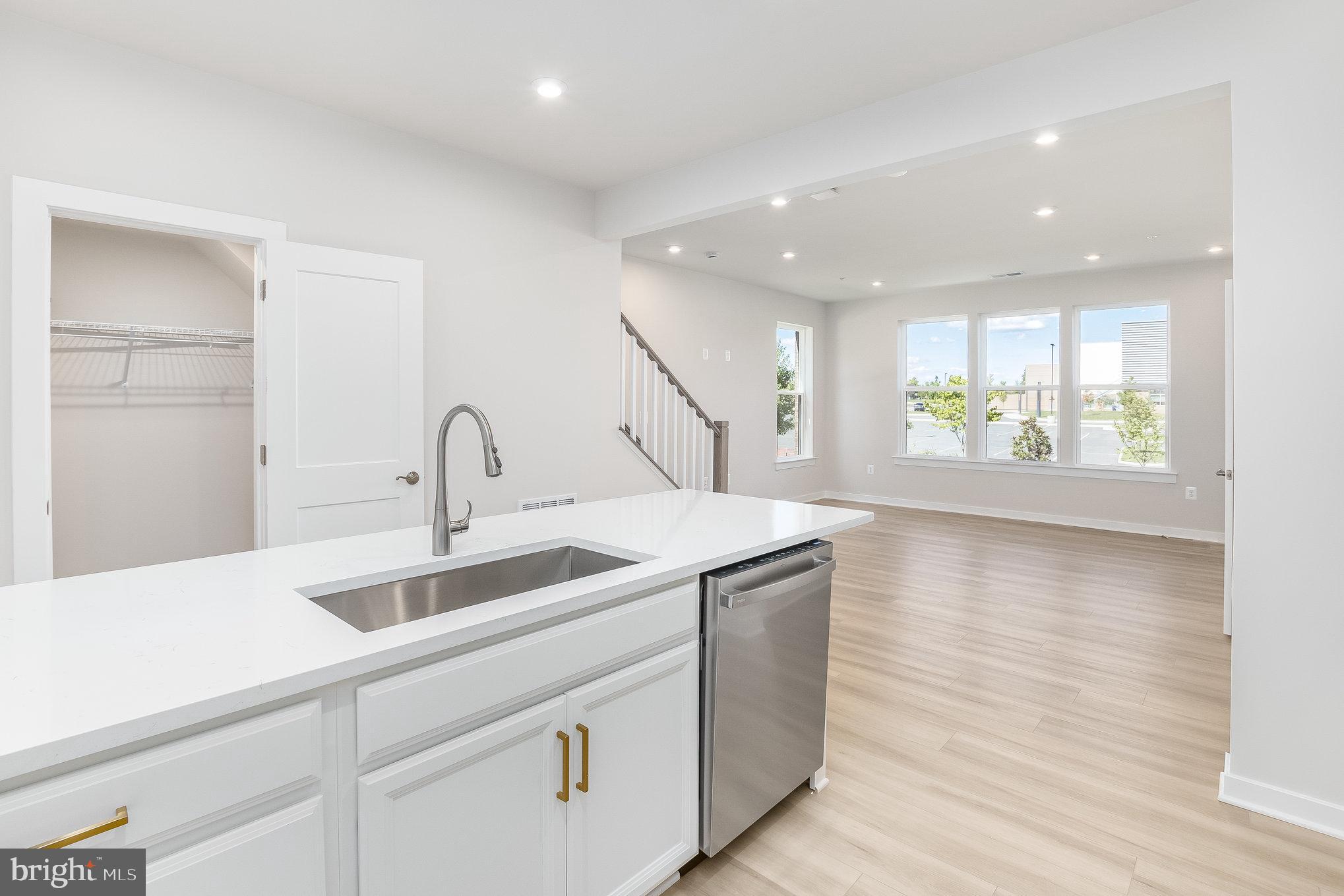 44514 Wolfhound Square Ashburn, VA 20147 - Photo 10 of 29