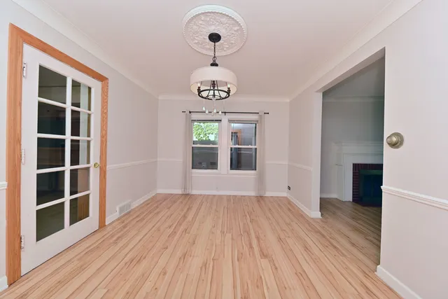 $464,900 | 2519 West 110th Street, Chicago, IL 60655