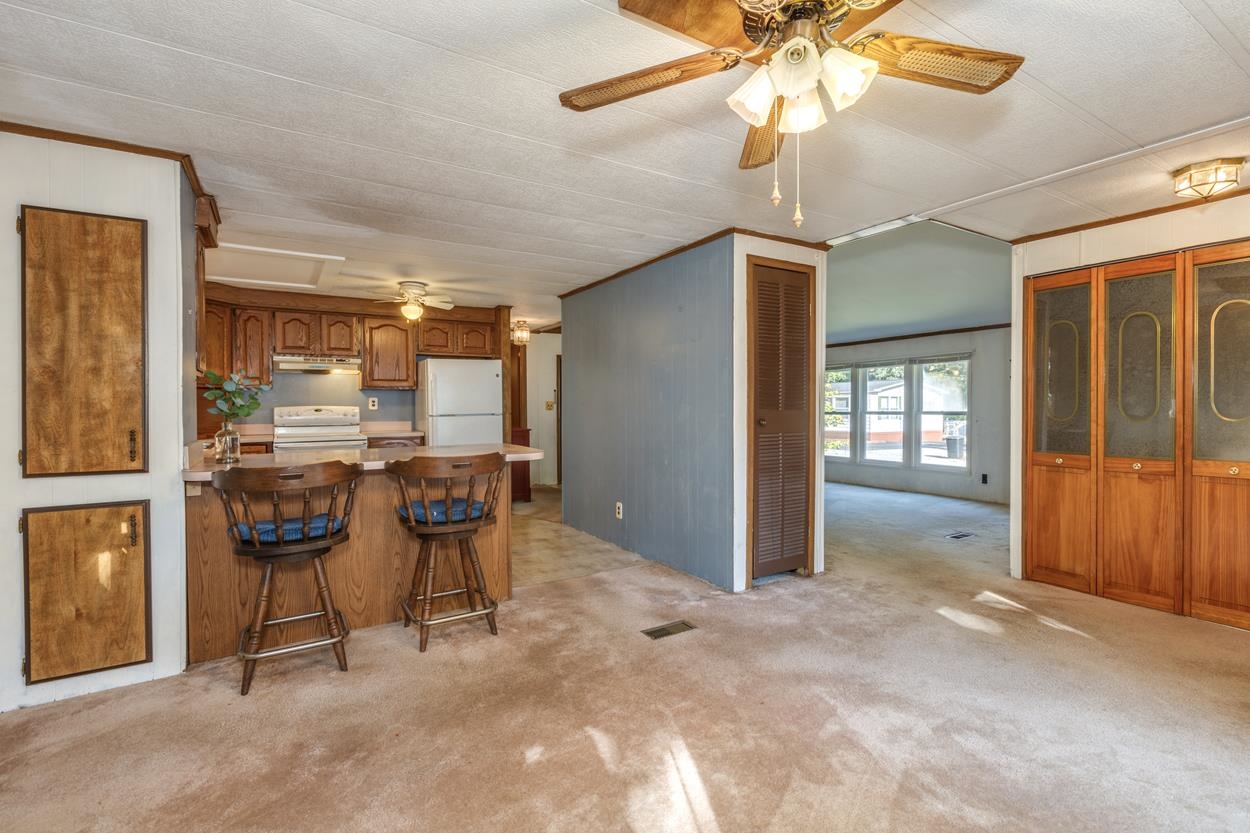 116 Riverledge Drive Goffstown, NH 03045 - Photo 11 of 40