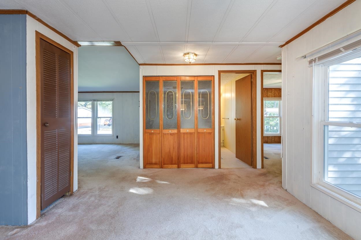 116 Riverledge Drive Goffstown, NH 03045 - Photo 12 of 40