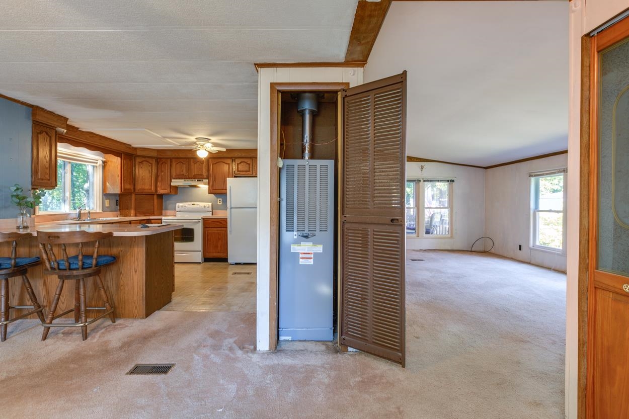 116 Riverledge Drive Goffstown, NH 03045 - Photo 14 of 40