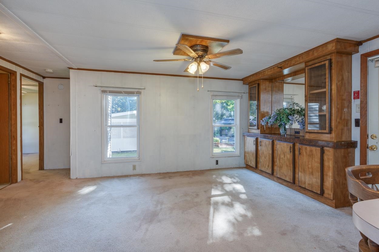 116 Riverledge Drive Goffstown, NH 03045 - Photo 8 of 40