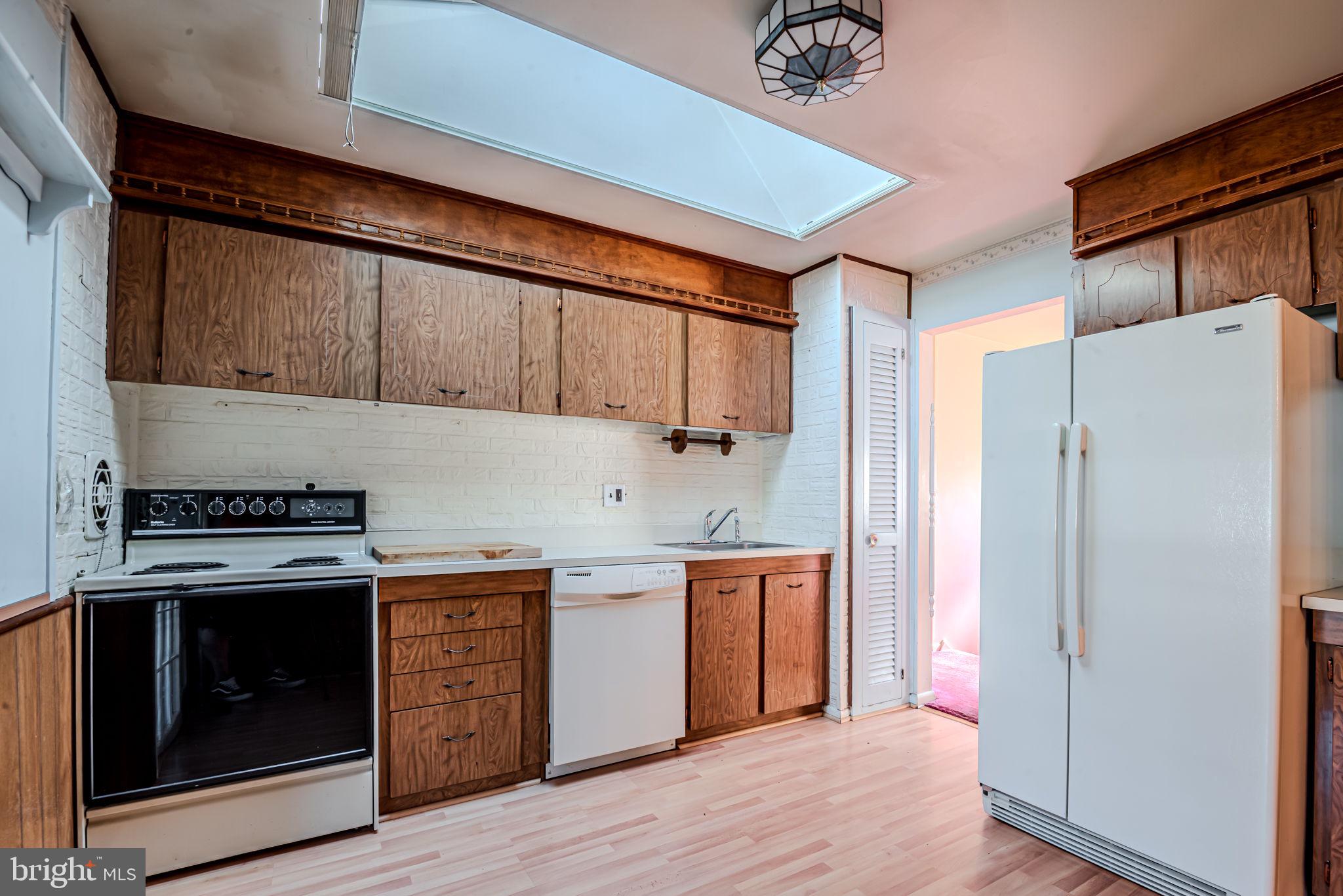 12 Alwyn Road Newark, DE 19713 - Photo 14 of 43 Kitchen
