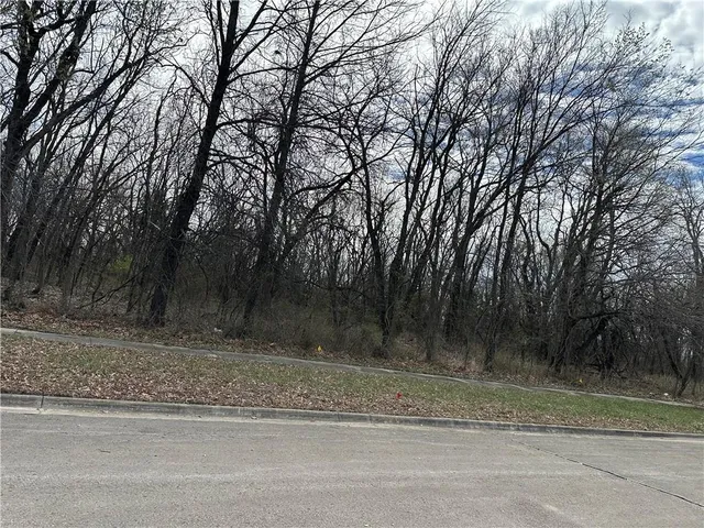 $239,590 | 0 Hilltop Drive, Paola, KS 66071