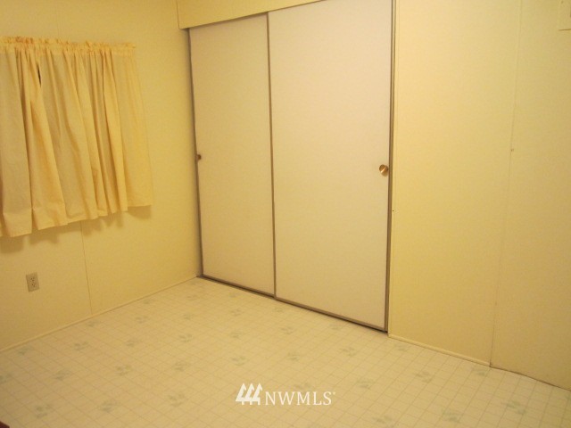 1920 Southeast Oak Road Port Orchard, WA 98367 - Photo 17 of 19 Gallery Image 17