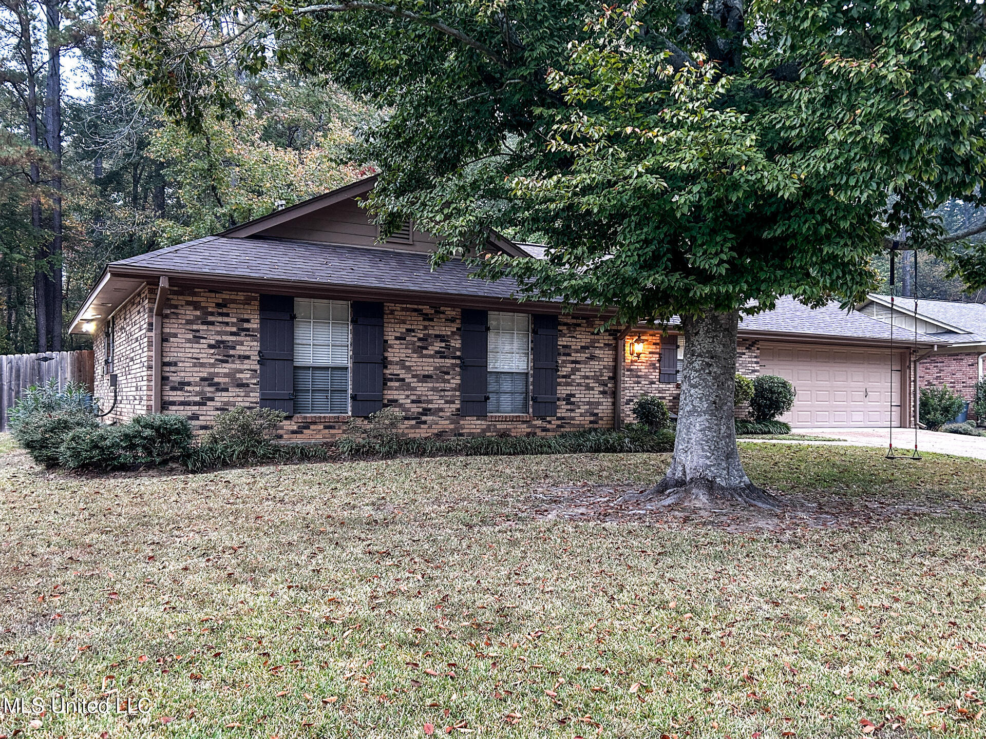 147 Summit Ridge Drive Brandon, MS 39042 - Photo 2 of 25 IMG_3914