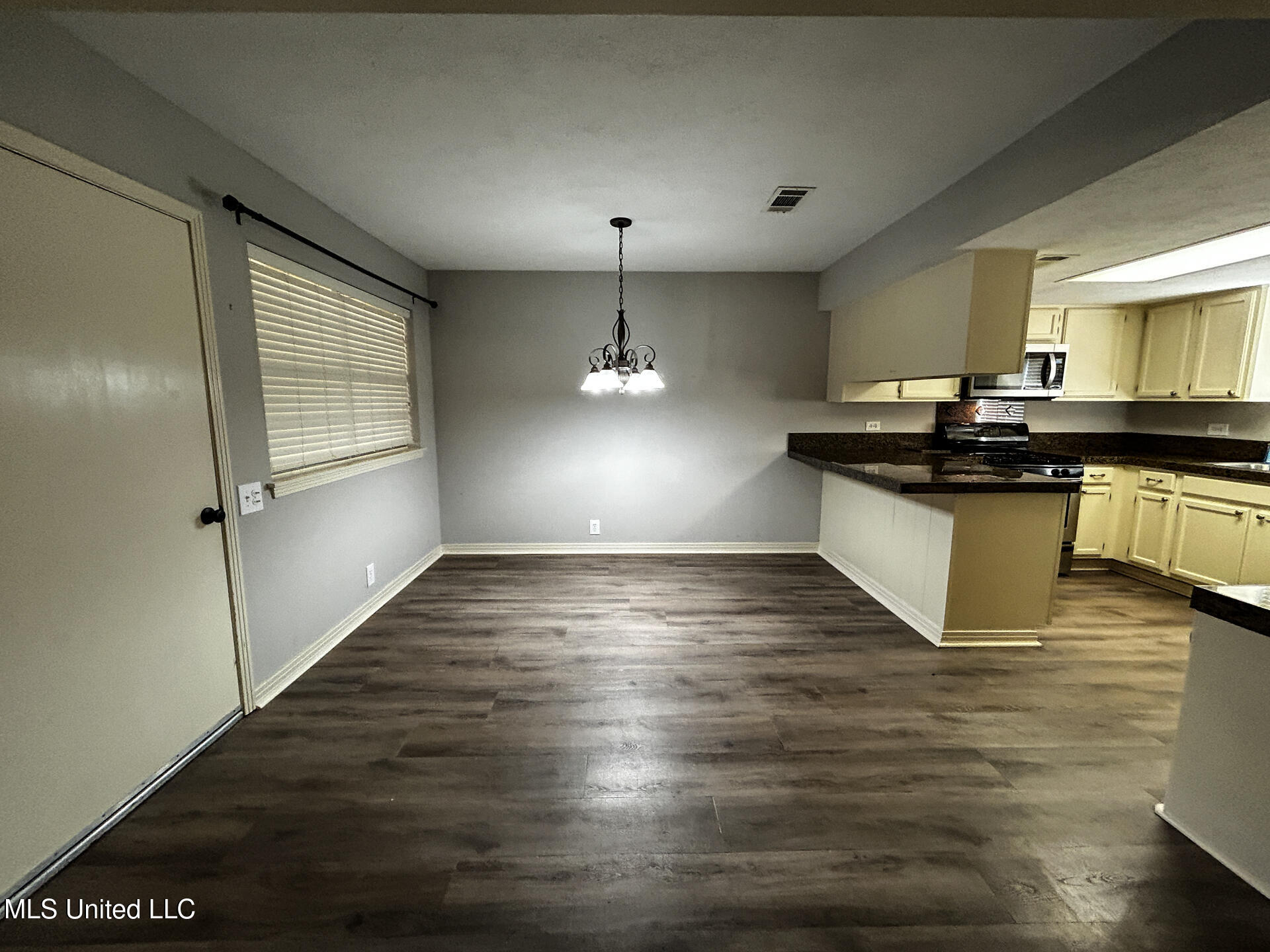 147 Summit Ridge Drive Brandon, MS 39042 - Photo 5 of 25 5