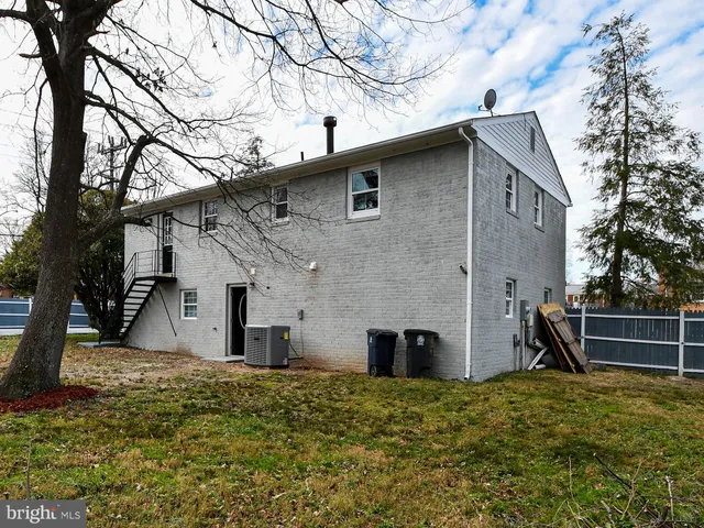 $2,450 | 6308 Larwin Drive, Unit (MAIN LEVEL), Temple Hills, MD 20748