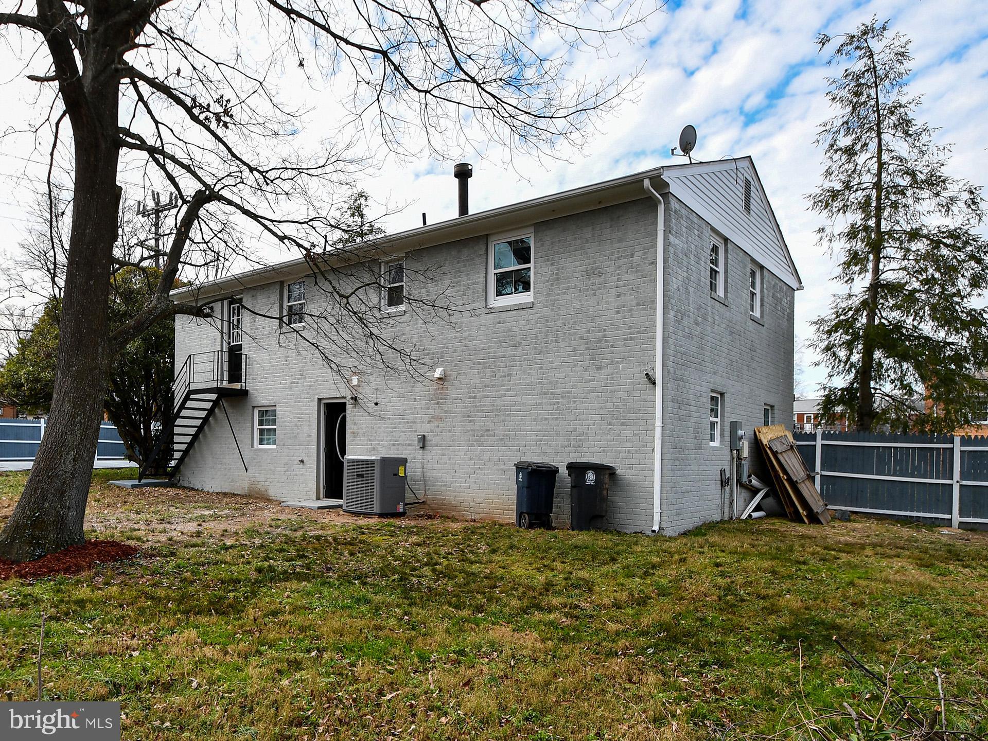 6308 Larwin Drive, Unit (MAIN LEVEL) Temple Hills, MD 20748 - Photo 26 of 30 Backyard